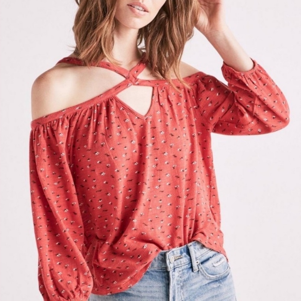 Lucky Brand Ditsy Red Off-Shoulder Top Strappy X Blouse Tiny Floral Print Shirt